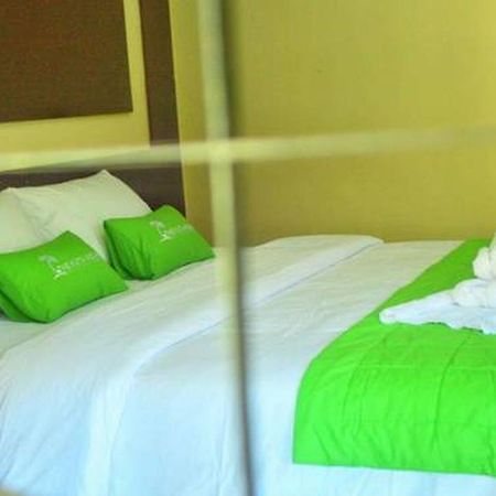 Kuta Indah Hotel Zewnętrze zdjęcie