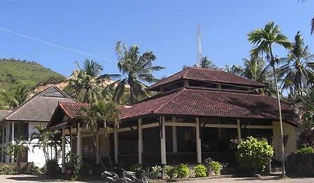 Kuta Indah Hotel Zewnętrze zdjęcie