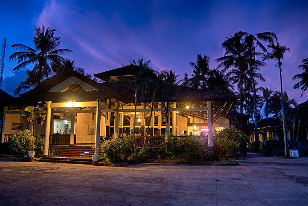 Kuta Indah Hotel Zewnętrze zdjęcie