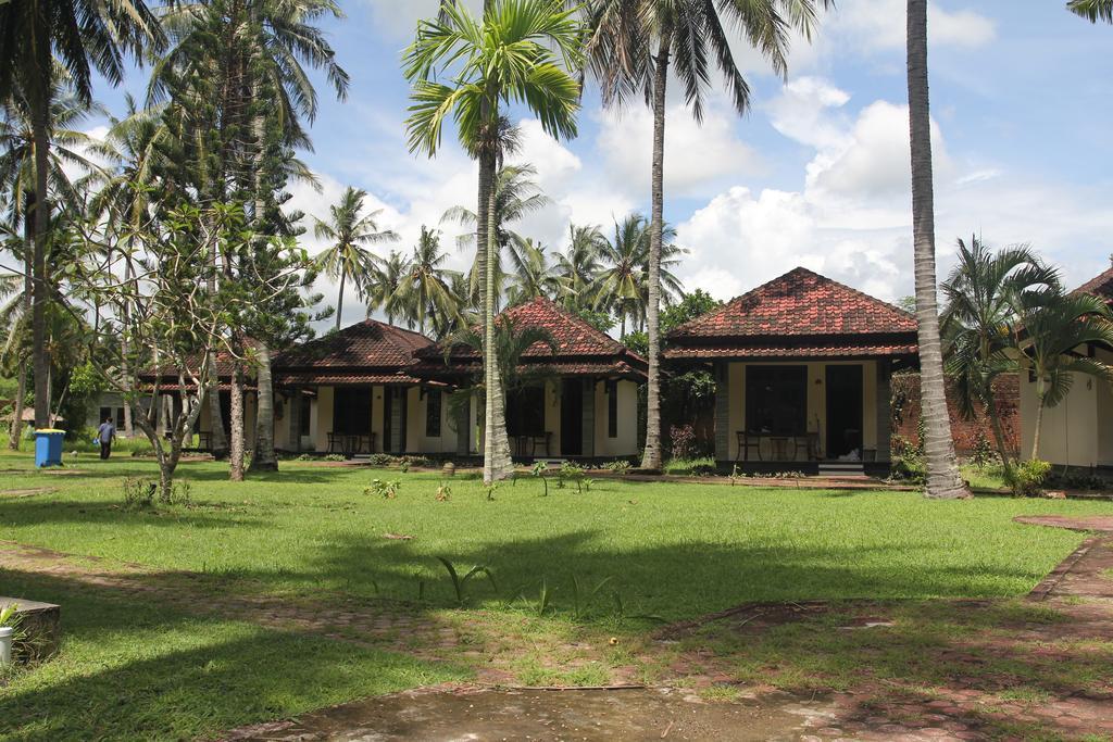 Kuta Indah Hotel Zewnętrze zdjęcie
