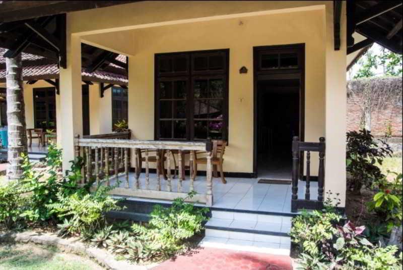 Kuta Indah Hotel Zewnętrze zdjęcie