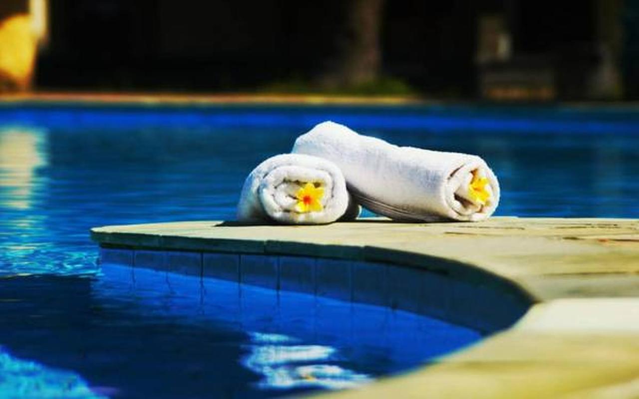 Kuta Indah Hotel Zewnętrze zdjęcie