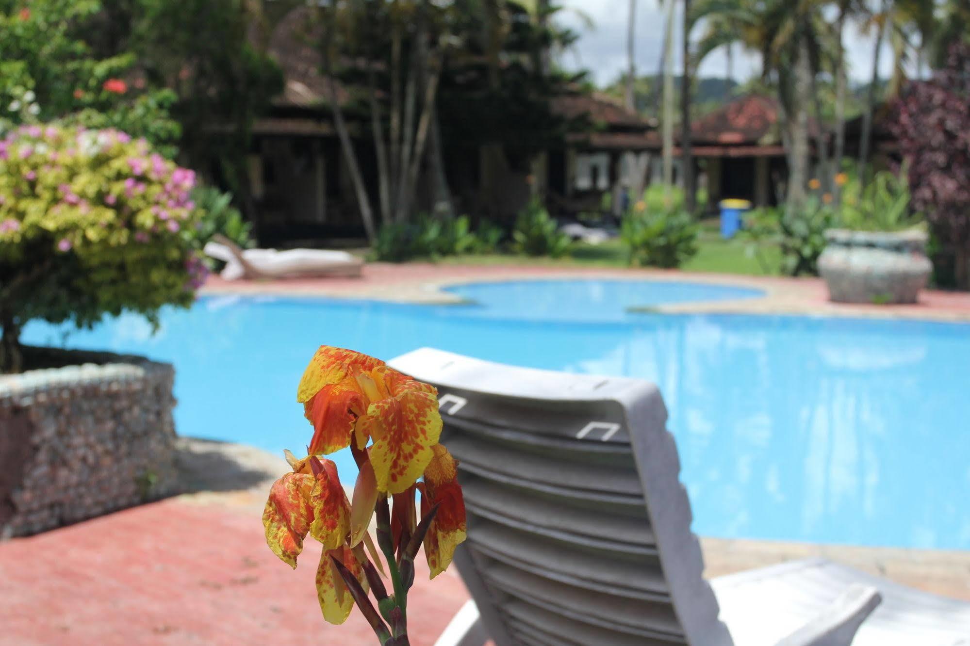 Kuta Indah Hotel Zewnętrze zdjęcie