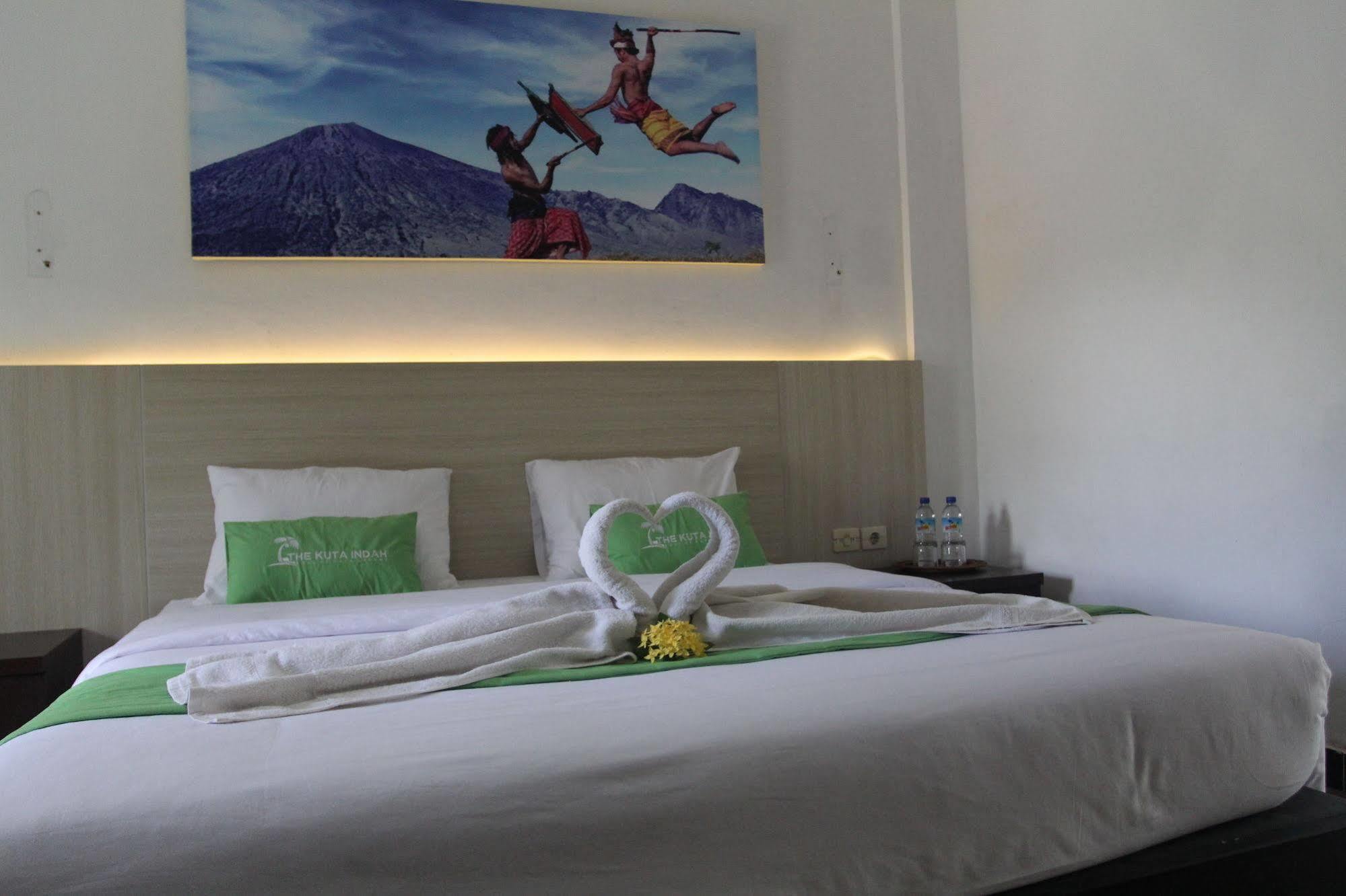 Kuta Indah Hotel Zewnętrze zdjęcie