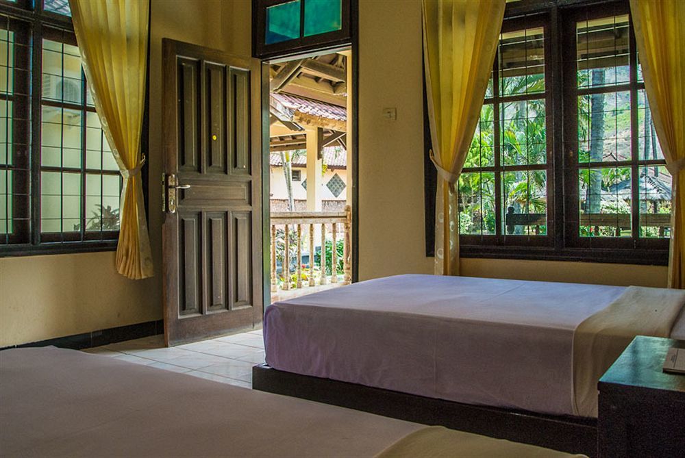 Kuta Indah Hotel Zewnętrze zdjęcie